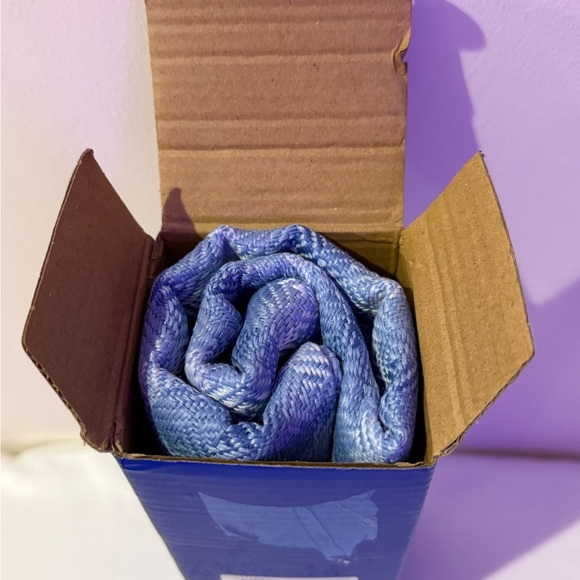 Miulee pack of 2 Light Blue Throw Pillows covers. - Picture 8 of 8